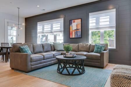 The Briar - Luxurious Condo Near Vanderbilt, 내슈빌 외부 사진