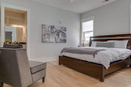 The Briar - Luxurious Condo Near Vanderbilt, 내슈빌 외부 사진